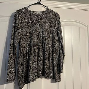 Long sleeve top super soft and fits well